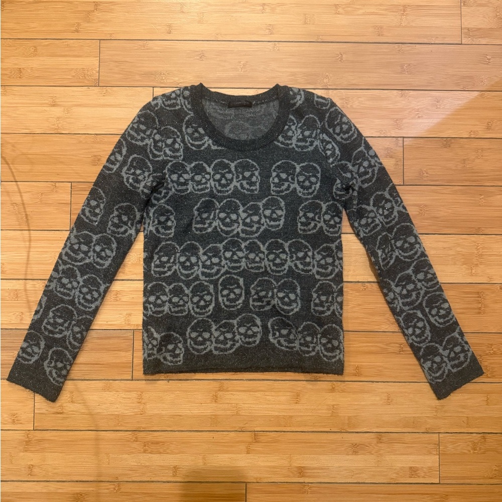 RARE Early Hysteric Glamour Silver Gray Skull Pullover Sweater. Free size.